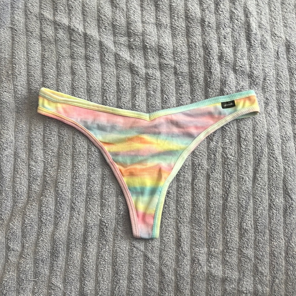 VS PINK Cotton Rib Thong L